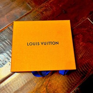 Louis Vuitton box